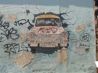 Német múlt idő: die Vergangenheit: der Trabant und Die Berliner Mauer