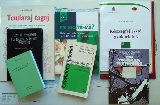 Eszperantóból nyelvvizsgához könyvek